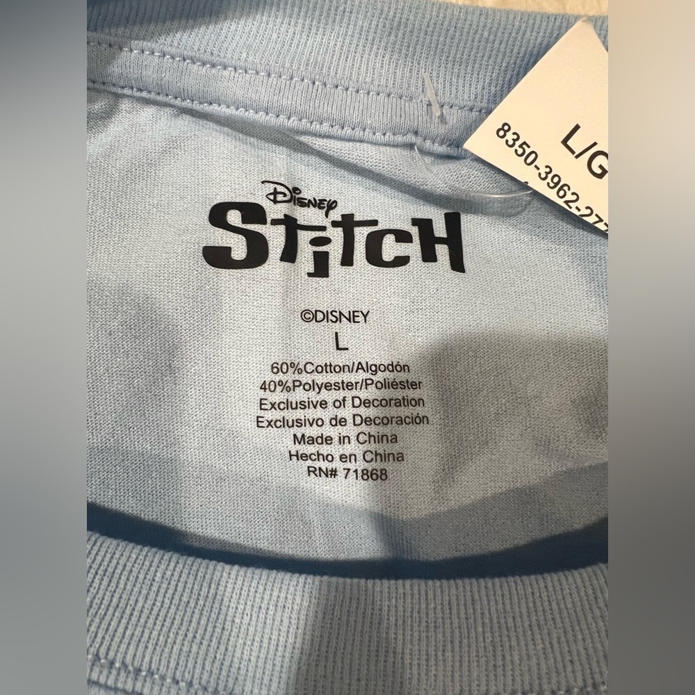 NWT Disney Stitch Blue T-shirt Lilo And Stitch Cotton Blend Large - Picture 5 of 5